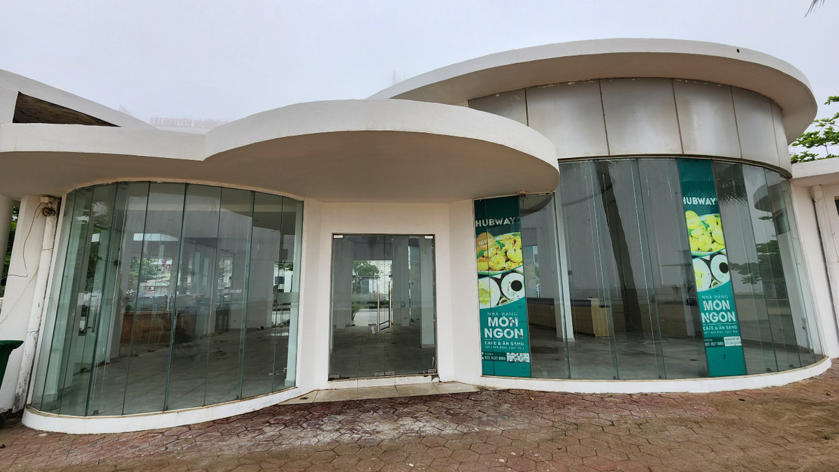 Lấy lý do "kinh doanh không hiệu quả do lợi nhuận gộp âm", Tập đoàn FLC đã đề nghị UBND tỉnh Thanh Hóa cho phép bàn giao công trình cho UBND TP Sầm Sơn quản lý, khai thác. 