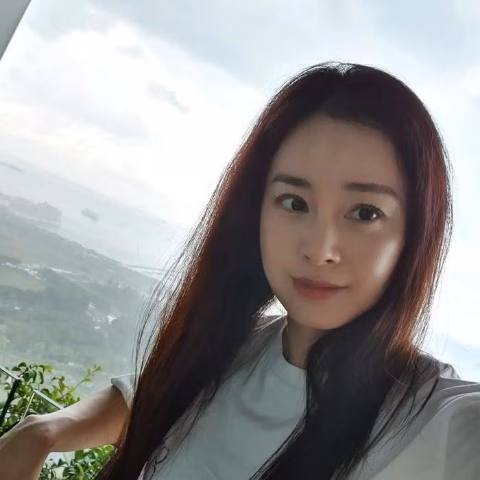 Hinh anh moi nhat cua Kim Tae Hee: Kho tin co da sang tuoi 43-Hinh-2