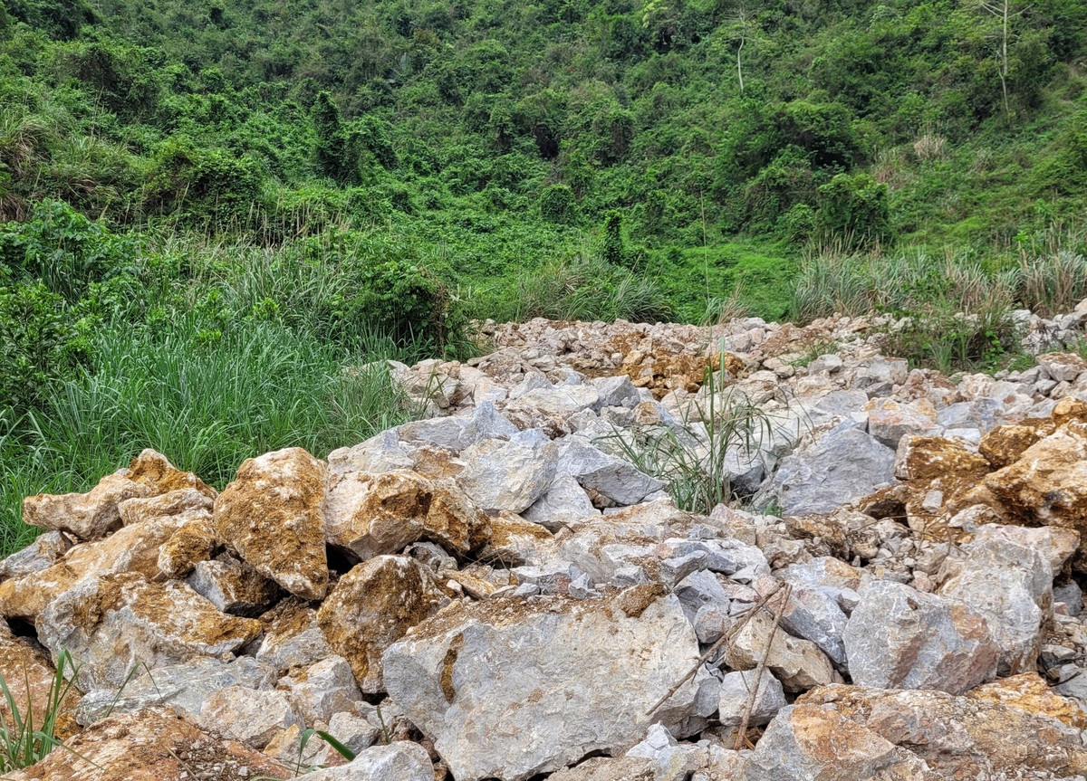 Lạng Sơn: Dự án xử lý điểm đen trên QL4A đổ đá không đúng vị trí Lang Son: Du an xu ly diem den tren QL4A do da khong dung vi tri