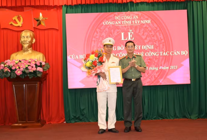 Tay Ninh co tan Pho Giam doc Cong an tinh