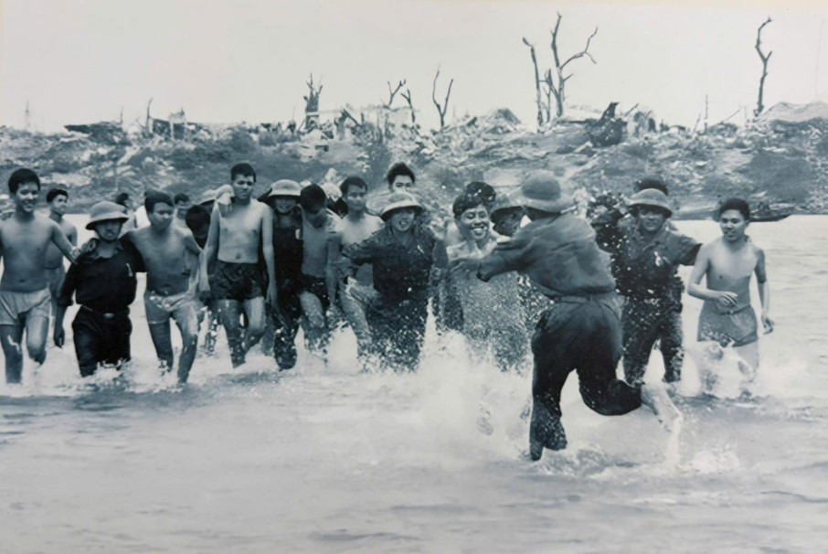 Nhung chien binh tham lang o Trai Davis-Hinh-7