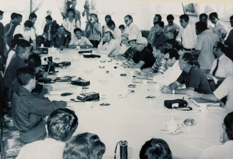 Nhung chien binh tham lang o Trai Davis-Hinh-2