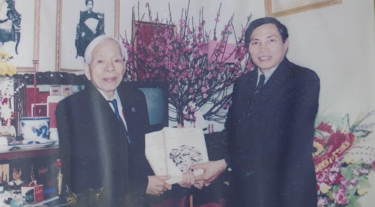 GS.TS Tran Nghi va hanh trinh gieo mam tren da soi-Hinh-2