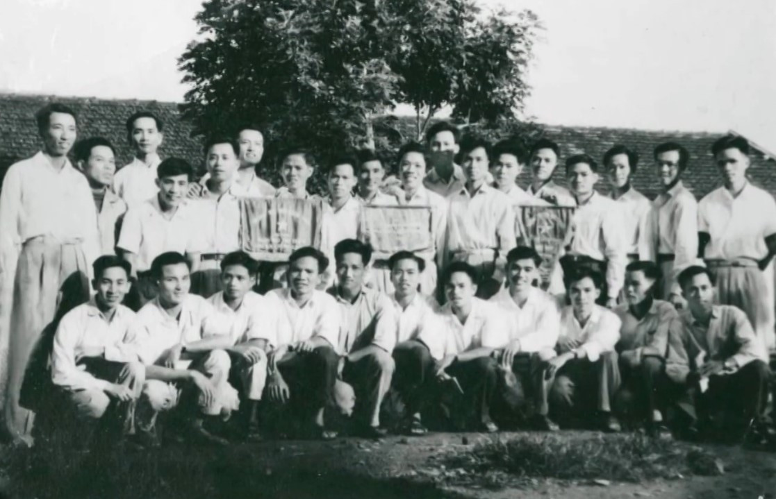 PGS Nguyen Van Ho: Ngon lua ben bi cua Toan hoc Viet Nam