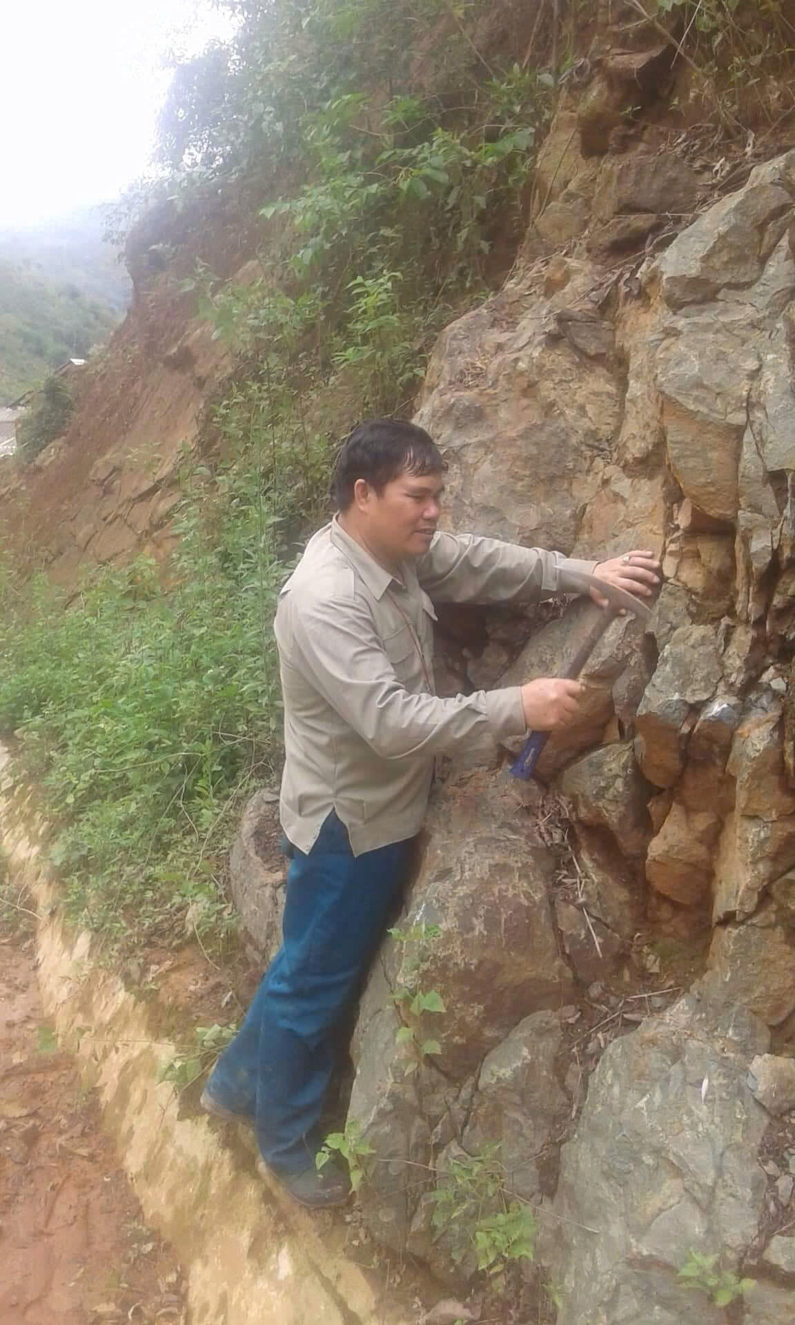 Phat hien kho vang gan 30 tan o Tay Bac: Chuyen gia noi gi?-Hinh-2