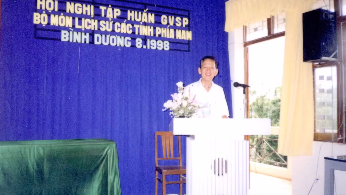 Co GS Phan Ngoc Lien: Nguoi gieo hat giong tri tue va nhan cach