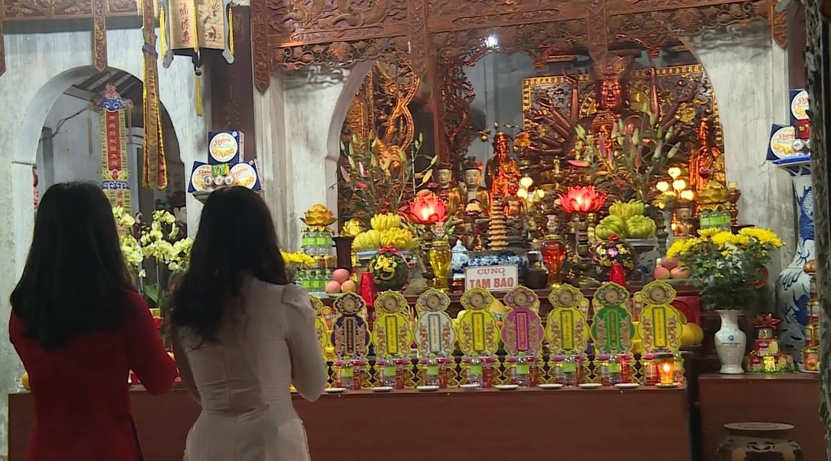 Chua Hien - noi linh thieng huyen bi giua long Pho Hien-Hinh-2