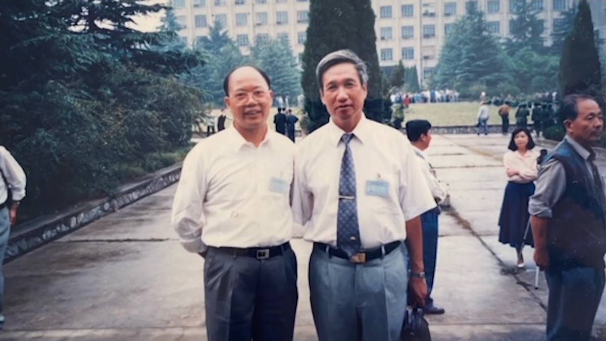 GS.TS Luong Phuong Hau – Nguoi doi thoai cung song, bien-Hinh-2