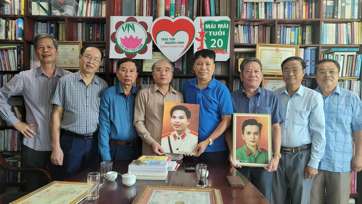 Dai ta Dang Vuong Hung – Nguoi “nang long” voi ky uc nguoi linh-Hinh-6