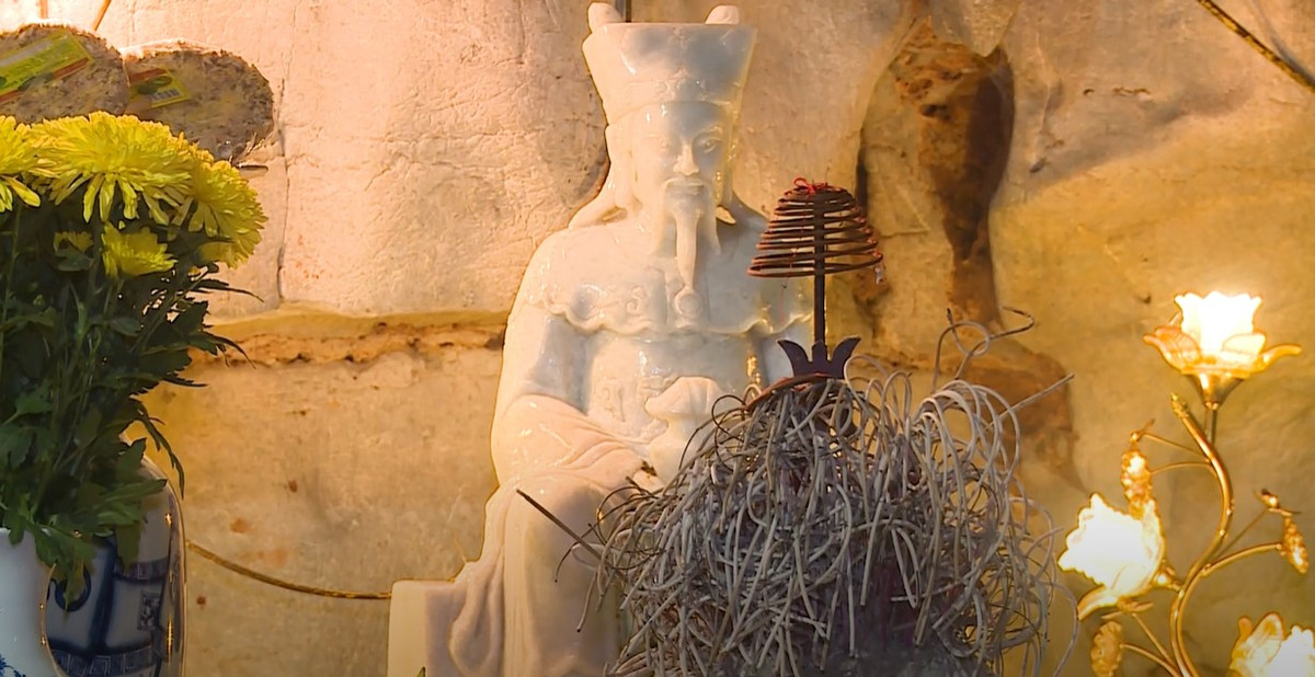 Den Truc - Ngu Dong Thi Son: Chon yen binh ben dong song Day-Hinh-6