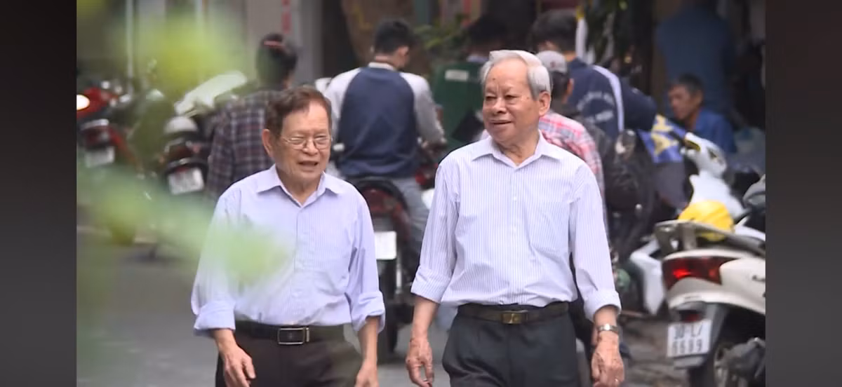 PGS Tran Ninh: Khai mo bi an ve reu, hoi sinh tra hoa vang-Hinh-2