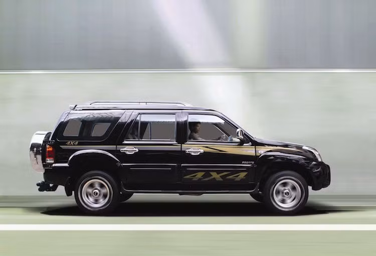 2: Mekong Pronto - 55 xe. Sở hữu thiết kế lạc hậu và công nghệ chế tạo cũ kỹ từ Thế kỷ 20, doanh số 55 chiếc trong cả năm 2015 thậm chí vẫn có thể coi là một thành công với mẫu xe Mekong Pronto.