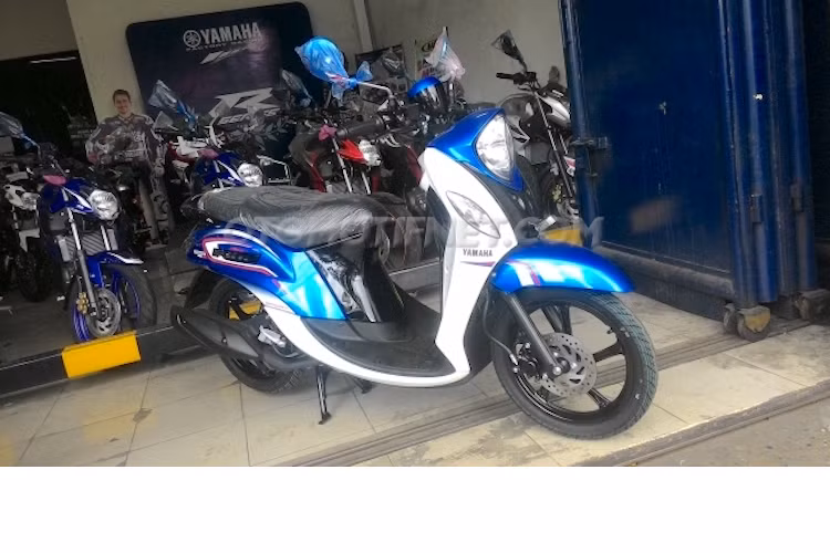 Cả 2 phiên bản Fino Blue Core Sporty và Classic đều có giá bán tại Indonesia là 1107 USD (tương đương 24,9 triệu đồng).