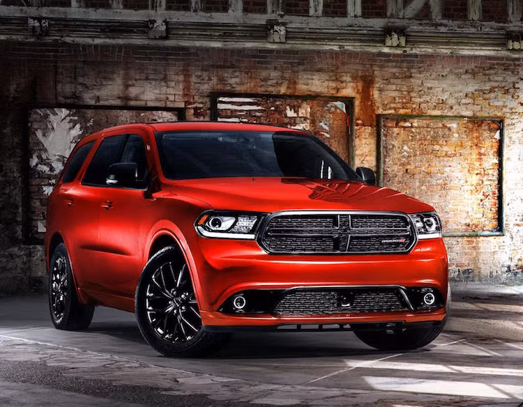 Hiện có một số tin đồn rằng Durango phải lùi vào dĩ vãng do thế hệ mới của chiếc xe sắp ra mắt, với kích thước còn lớn hơn nữa. Tuy nhiên tới thời điểm hiện giờ, tập đoàn Fiat Chrysler Automotive vẫn chưa quyết định "số phận" của dòng xe này.