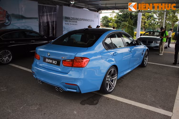Cản sau của chiếc xe cũng có sự thay đổi lớn với phần dưới được thiết kế lại theo phong cách thể thao, tiếp nối những đường nét từ thế hệ M3 E92 trước đó.