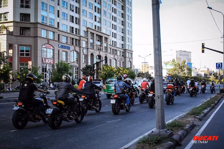 Bên cạnh đó, cả hai CLB hai miền Nam – Bắc cùng Ducati Việt Nam cùng lập nên kế hoạch tương lai cho các hoạt động khám phá trải nghiệm dọc theo các miền đất nước và cả chu du sang nước láng giềng.