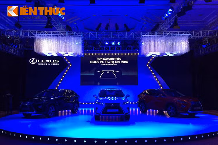 Hôm nay, 12/01/2016 - Lexus Việt Nam chính thức họp báo ra mắt Lexus RX thế hệ mới 2016. Phiên bản mới này được thiết kế lại hoàn toàn so với phiên bản trước đây.