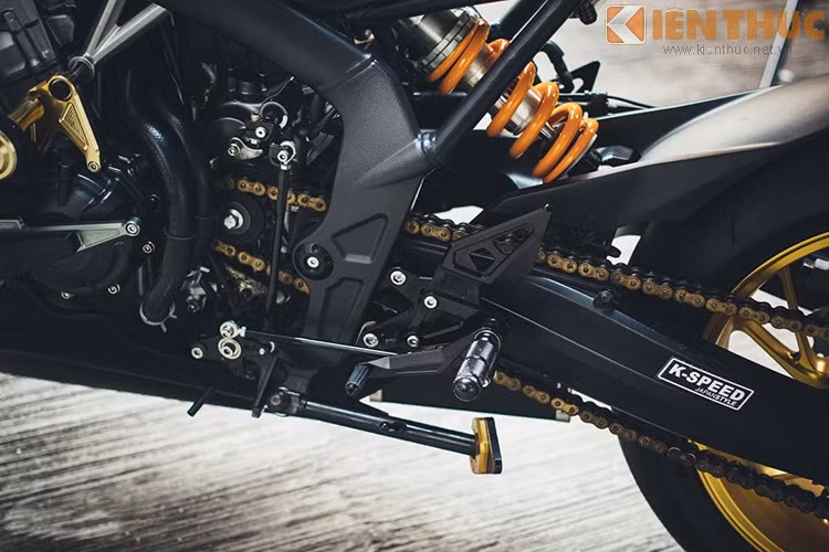 Xe trang bị số gãy CNC sắc sảo và tinh tế.