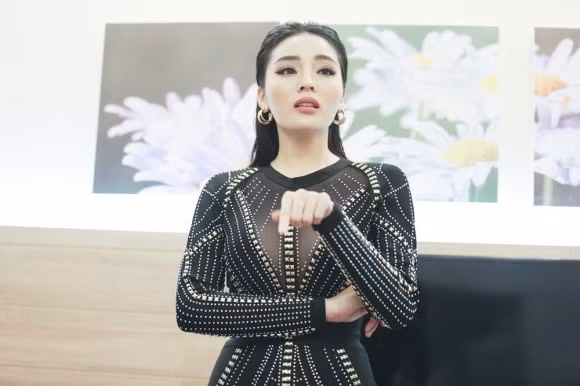 Ky Duyen phan tran khi bi nghi hon thua voi Huong Giang