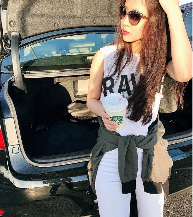 Ban gai o My noi ve 2 nam yeu xa voi cau thu Minh Vuong-Hinh-5