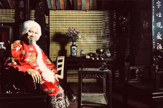 Đạo diễn chia sẻ, đây là dự án mà anh ấp ủ 4-5 năm nay nhưng vì công việc quá bận rộn nên bây giờ mới thực hiện được.