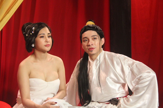 Hữu Đằng được biết đến là Quán quân của chương trình Tiếu lâm tứ trụ 2018. Đạo diễn khen ngợi diễn xuất của anh tự nhiên, duyên dáng và rất phù hợp với nhân vật.