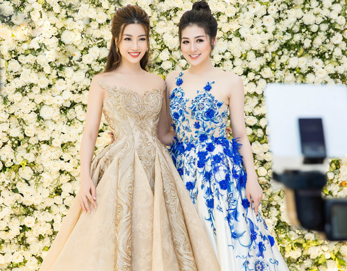 Hoa Hậu Đỗ Mỹ Linh cũng được tiết lộ sẽ là khách mời thân thiết của Tú Anh trong ngày trong đại.