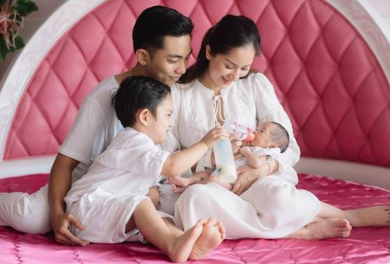 Khanh Thi phu nhan chuyen ly hon, tiet lo nam sau co them em be-Hinh-3