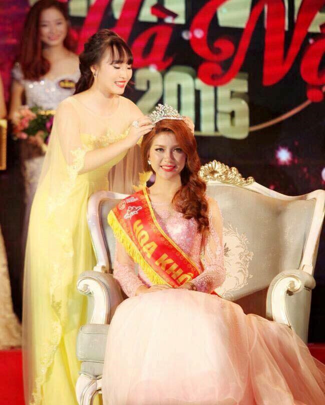 Thu Hằng sinh năm 1993, tốt nghiệp trường Cao đẳng Công nghiệp Phúc Yên. Cô từng được chú ý khi đoạt giải Hoa khôi sinh viên Hà Nội 2015. Sau đó, cô đoạt giải Á khôi 2 cuộc thi sắc đẹp dành cho sinh viên toàn quốc.