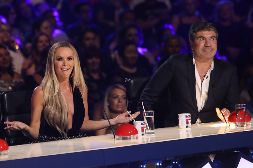 Các giám khảo cũng bị ấn tượng bởi sự liều lĩnh của hai anh em người Việt. Đây cũng là màn biểu diễn nguy hiểm nhất trong sự nghiệp của Quốc Cơ - Quốc Nghiệp tính đến nay.