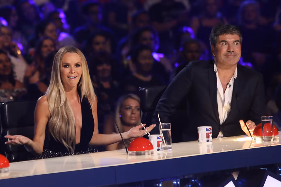 Các giám khảo cũng bị ấn tượng bởi sự liều lĩnh của hai anh em người Việt. Đây cũng là màn biểu diễn nguy hiểm nhất trong sự nghiệp của Quốc Cơ - Quốc Nghiệp tính đến nay.