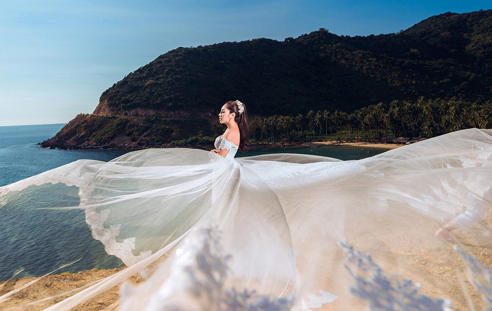 Bộ ảnh cưới của Hoa hậu Đặng Thu Thảo được chăm chút lên ý tưởng và thực hiện ròng rã trong vòng 12 tháng.