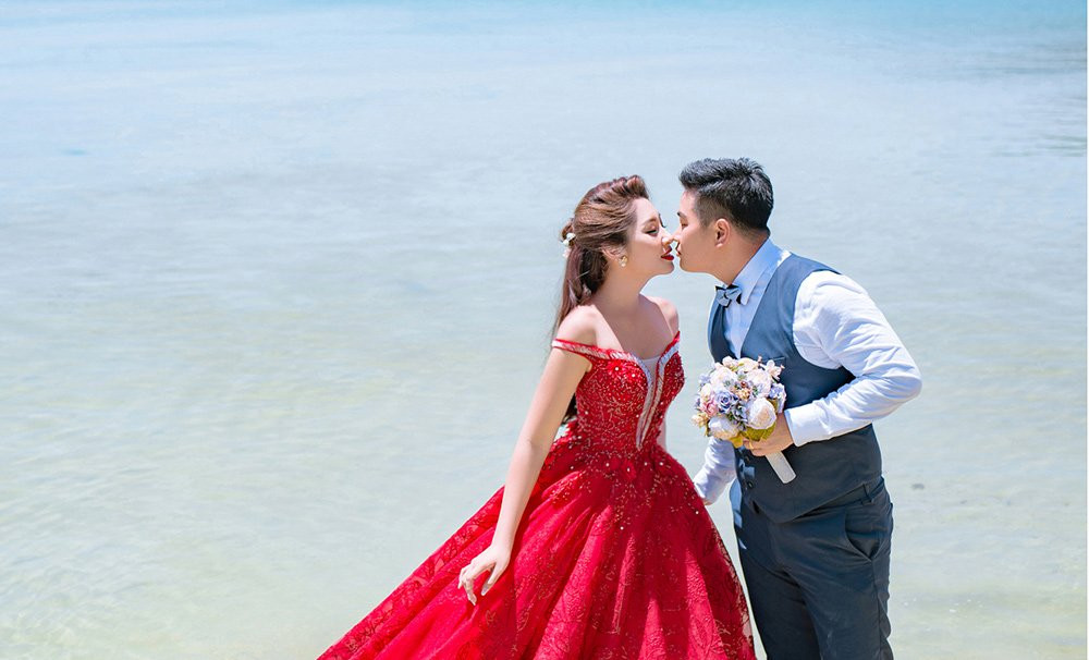 Hoa hậu Đặng Thu Thảo bảo những kỷ niệm tuyệt vời khi đi chụp ảnh cưới sẽ mãi theo cô suốt những tháng ngày hôn nhân sau này.