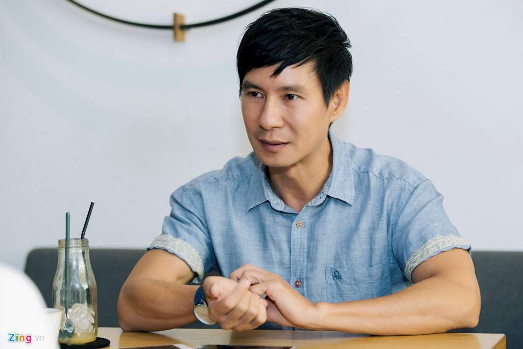 Từ một ca sĩ chuyên nghiệp, Lý Hải chuyển hướng đạo diễn phim điện ảnh.