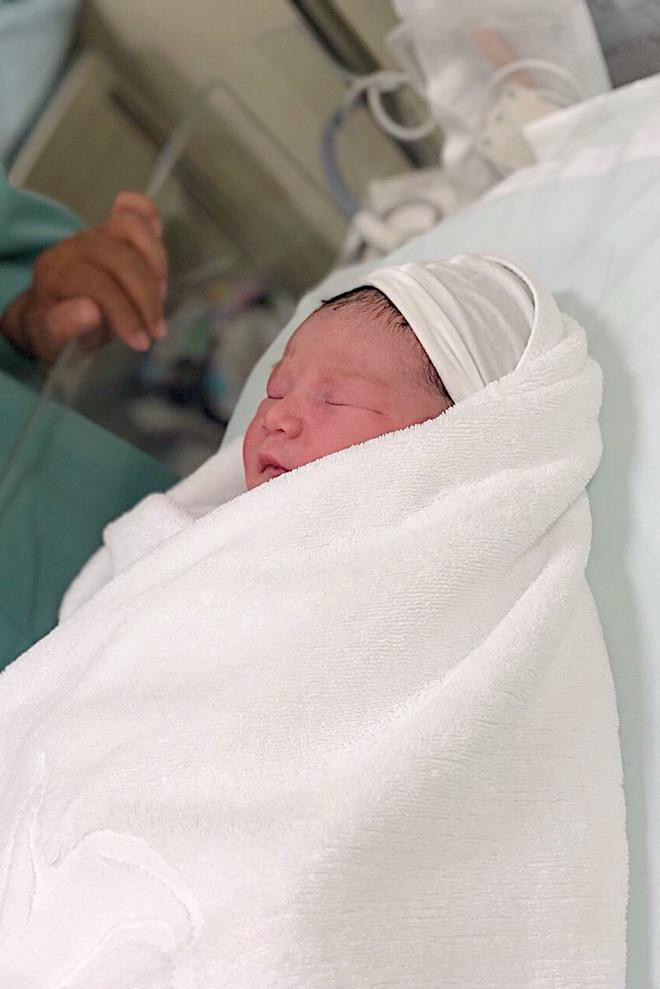 Con gái Hà Anh được đặt biệt danh là Little Beat, tức "Nhịp đập bé nhỏ" mang 2 dòng máu Anh - Việt.