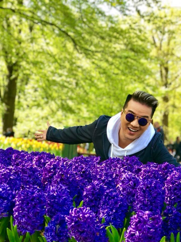 Thay cho lời kết, Đàm Vĩnh Hưng hứa hẹn rằng: "Trước mắt là phải sắm cho mình 1 người yêu cái đã! Sau đó muốn đi đâu cũng được! Mai về Việt Nam treo bảng tuyển người yêu liền!".