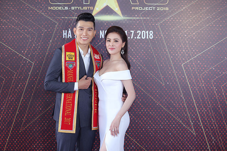 Nam vương Ngọc Tình và Á hậu Thư Dung.