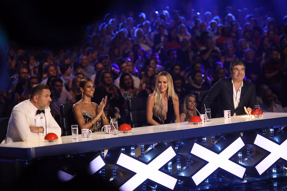 Bất chấp sự tán thưởng của giám khảo và khán giả trong đêm chung kết, cặp nghệ sĩ xiếc từ Việt Nam đã không thể góp mặt trong top 3. Đây là kết quả gây nhiều tiếc nuối cho khán giả Anh và đặc biệt là những khán giả theo dõi từ quê nhà Việt Nam. Britain's Got Talent năm nay rất thành công, có tỷ suất người xem lớn nhất truyền hình Anh từ đầu năm đến nay, nên tên tuổi các thí sinh tham gia cũng được lan tỏa đến đông đảo công chúng.