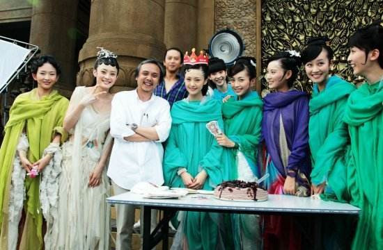 Trần Gia Thượng luôn đứng cạnh Trịnh Sảng khi quay Họa bích.