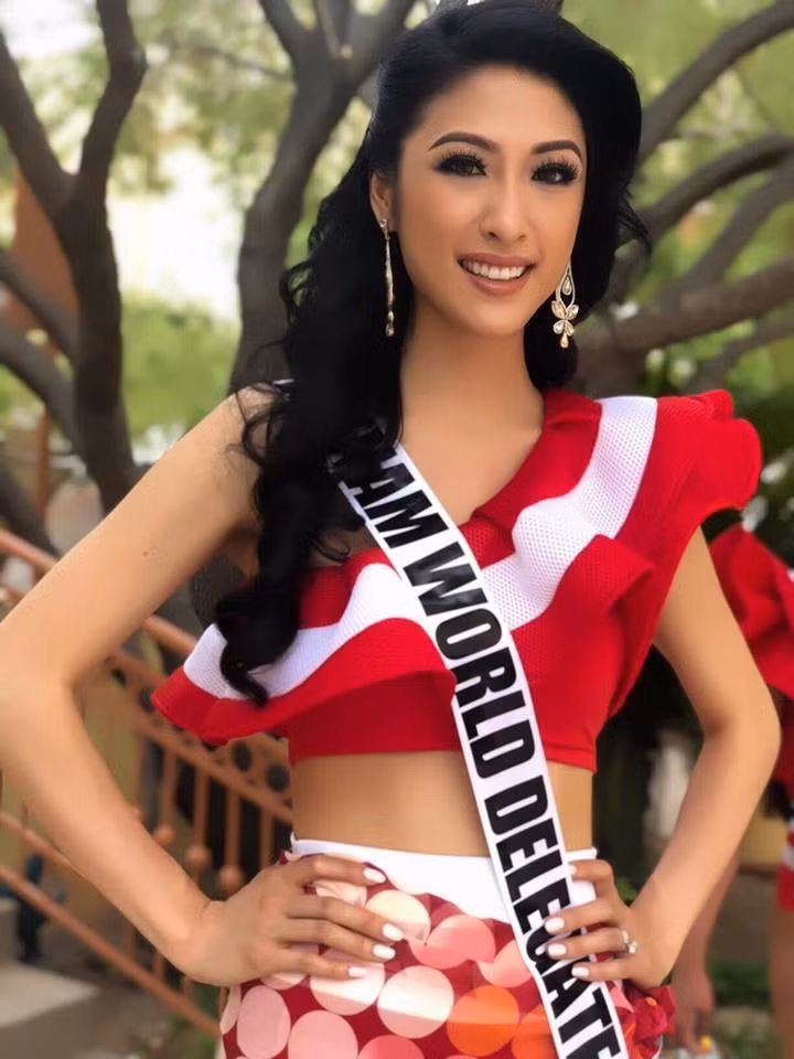 Jennifer Le bat ngo dang quang Mrs Vietnam World 2018-Hinh-5