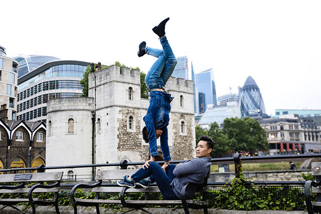 Sau gần 2 tháng dưỡng thương, hiện sức khỏe Quốc Cơ - Quốc Nghiệp dần hồi phục và trở lại tập luyện chuẩn bi cho những dự án sắp tới.