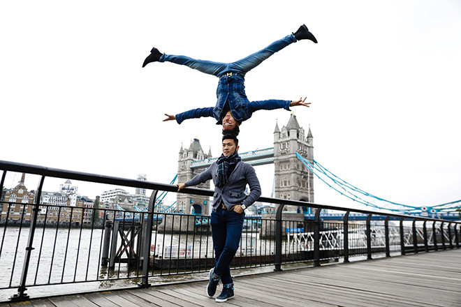 Quốc Cơ (sinh năm 1984), Quốc Nghiệp (sinh năm 1989). Cả hai đều được nhà nước phong tặng danh hiệu Nghệ sĩ ưu tú. Cuối tháng 12.2016, Việt Nam rạng danh thế giới khi hai anh em “hoàng tử xiếc” xác lập kỷ lục Guinness, chồng đầu đi qua 90 bậc thang trong 52 giây tại Nhà thờ Chánh tòa ở thành phố Girona, Tây Ban Nha.