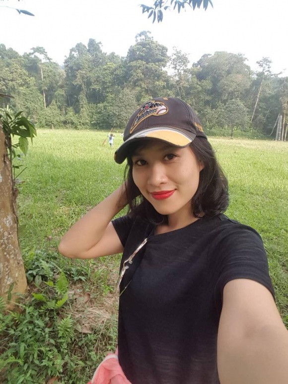 Cuộc sống và nhan sắc hiện tại của Hà Hương - Cô nàng thảo mai trong 'Phía trước là bầu trời'.