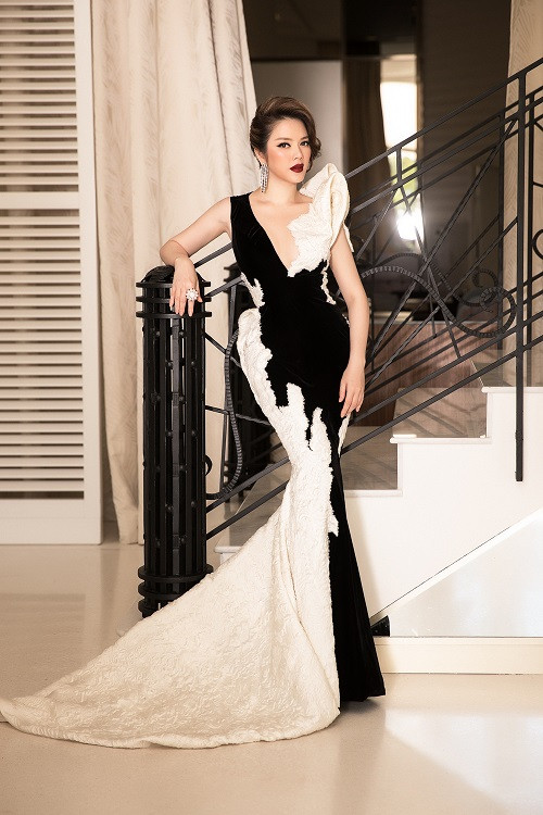 Sau khi tham dự Lễ trao giải, Lý Nhã Kỳ đã thưởng thức bộ phim "The man who killed Don Quixote" trước khi rời LHP Cannes 2018.