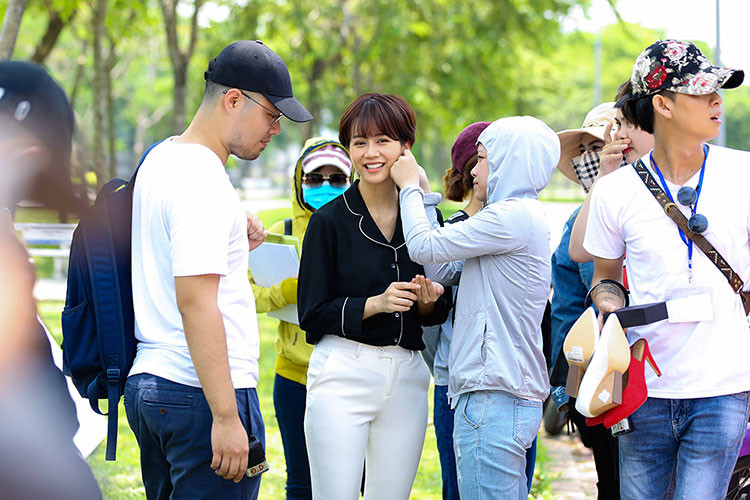 Dự án phim dành cho thiếu nhi “Chú ơi đừng lấy mẹ con” của đạo diễn Đinh Tuấn Vũ vừa chính thức bấm máy. Phim có sự tham gia của dàn diễn viên: Kiều Minh Tuấn, An Nguy, Lilly Nguyễn, Will 365...