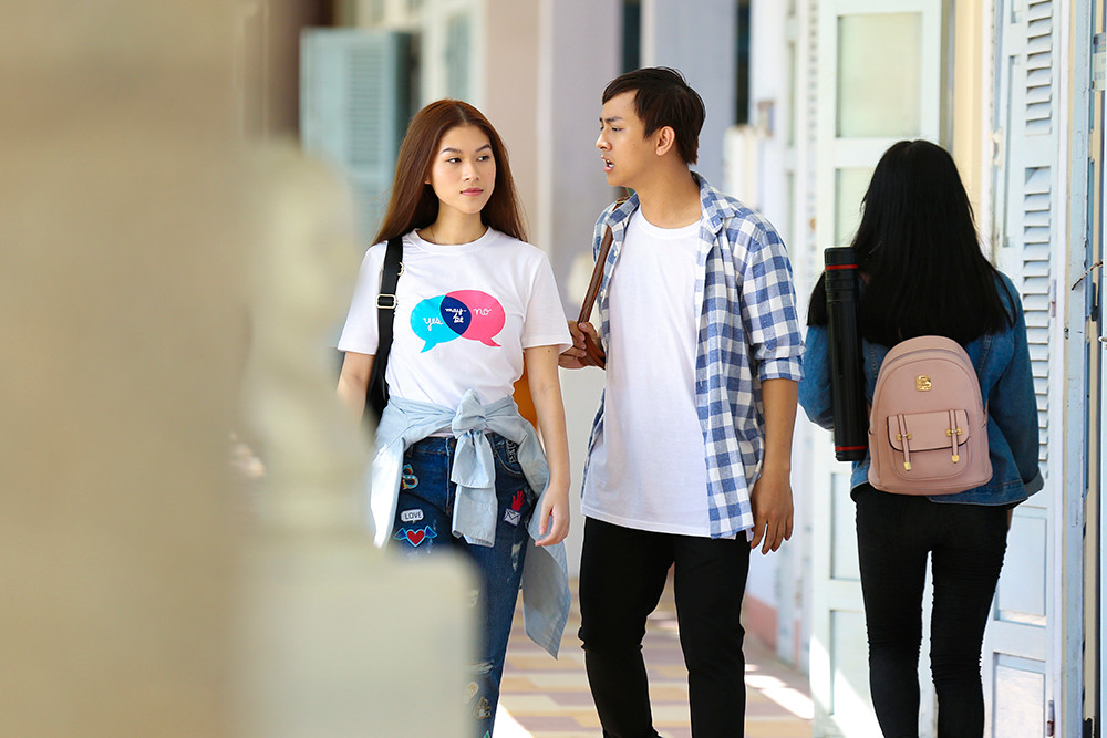 Hai người với những tính cách đối lập tưởng như không thể hòa hợp lại nảy sinh tình cảm với nhau.