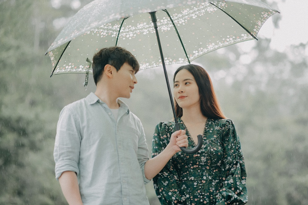 Từ lý do này, Thanh Huy đã bàn với Nam Em cùng ê-kíp hợp tác thực hiện bộ phim ngắn mang tên "Gọi tên nỗi đau" được lên kịch bản dựa trên những tính cách thật của Nam Em.