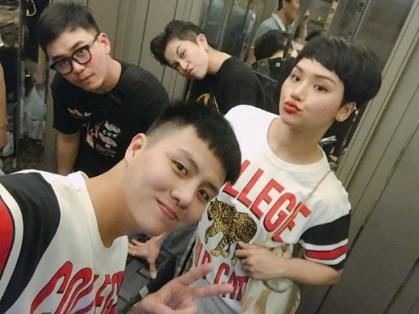 Bên cạnh nghi vấn tình cảm thì nhiều ý kiến cũng cho rằng việc từng hợp tác trong một vài dự án thì Miu Lê - Gil Lê trở nên thân thiết và đi chơi chung là điều hết sức bình thường.