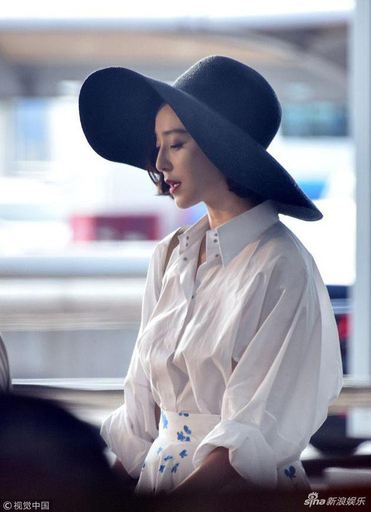 Băng Băng gặp khó trong năm 2018 xoay quanh chuyện thuế.