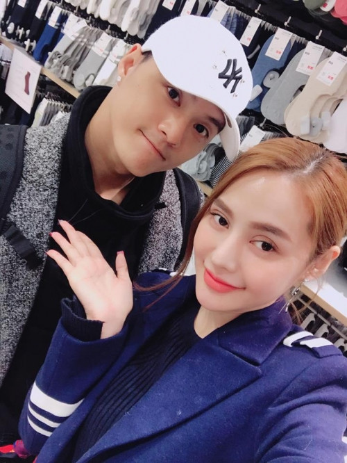 Cô nàng còn “tag” cả Lâm Vinh Hải và gọi người cô cho như tri kỷ là “anh yêu”.